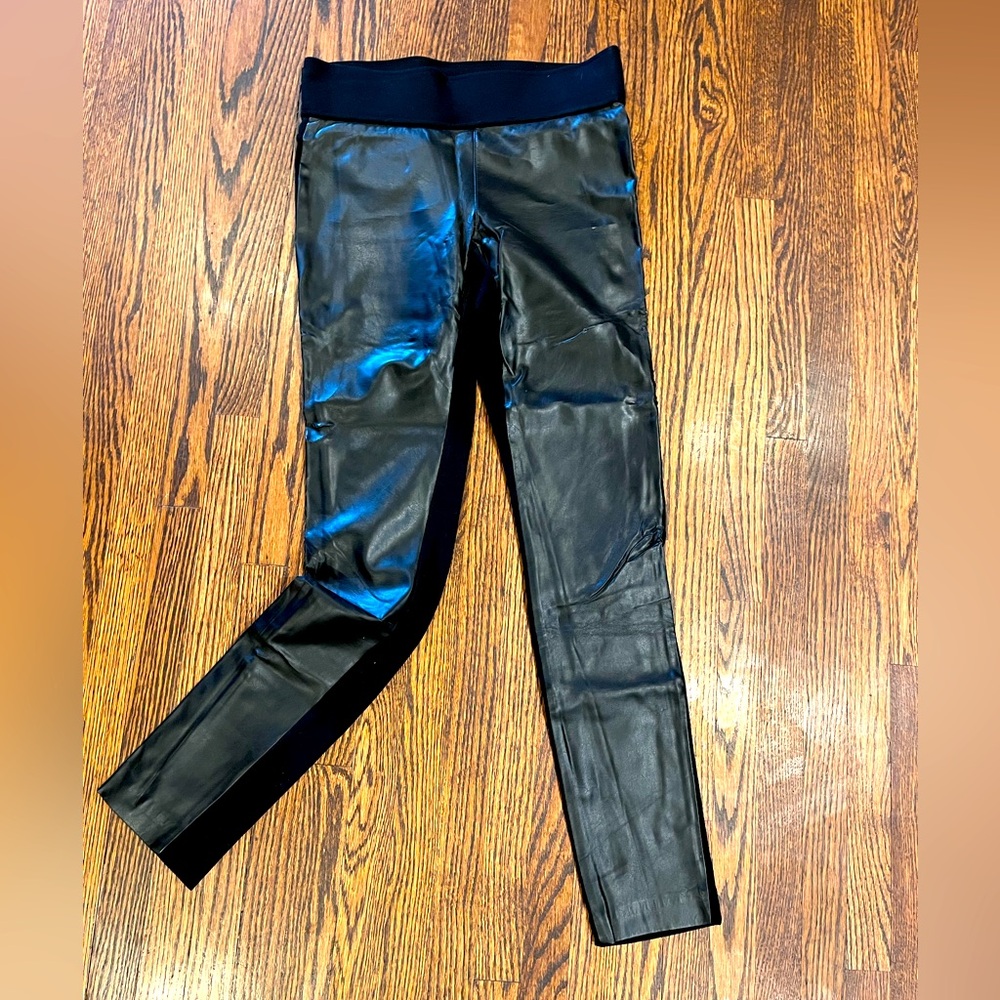 CLUB MONACO PLEATHER FRONT LEGGINGS